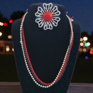 1976 U.S. Bicentennial Patriotic Jewelry Set- Necklace & Brooch